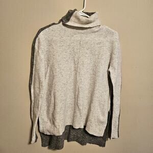 Athleta Transit Color Block Turtleneck Small Gray Merino Extra Fine Wool